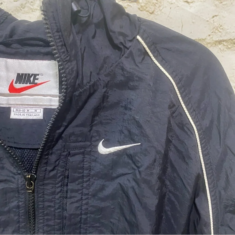 Vintage Nike White Tag Black Hooded Zip Up Windbreaker Jacket - Picture 2 of 6